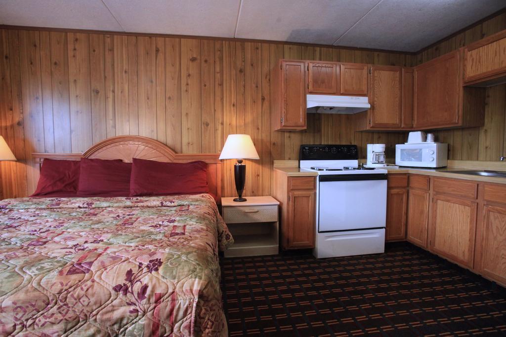 Regency Inn Pigeon Forge Extérieur photo